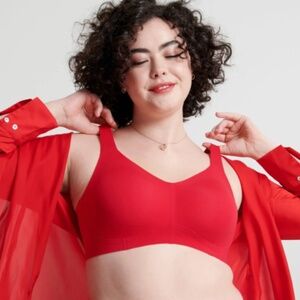 Evelyn & Bobbie Beyond Bra Size M Color Red